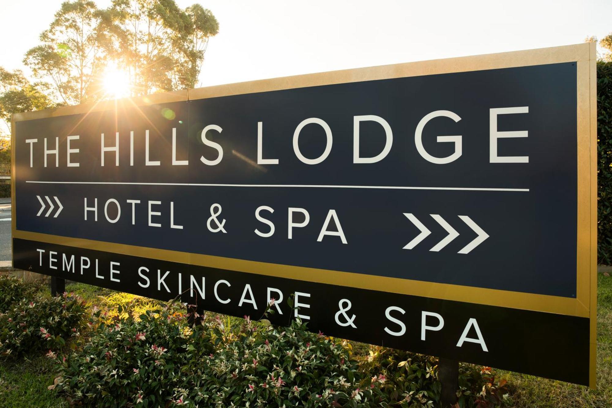 Peppers The Hills Lodge Касъл Хил Екстериор снимка